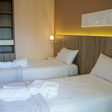 Agnes Deluxe Hotel Pefkochori Værelse billede