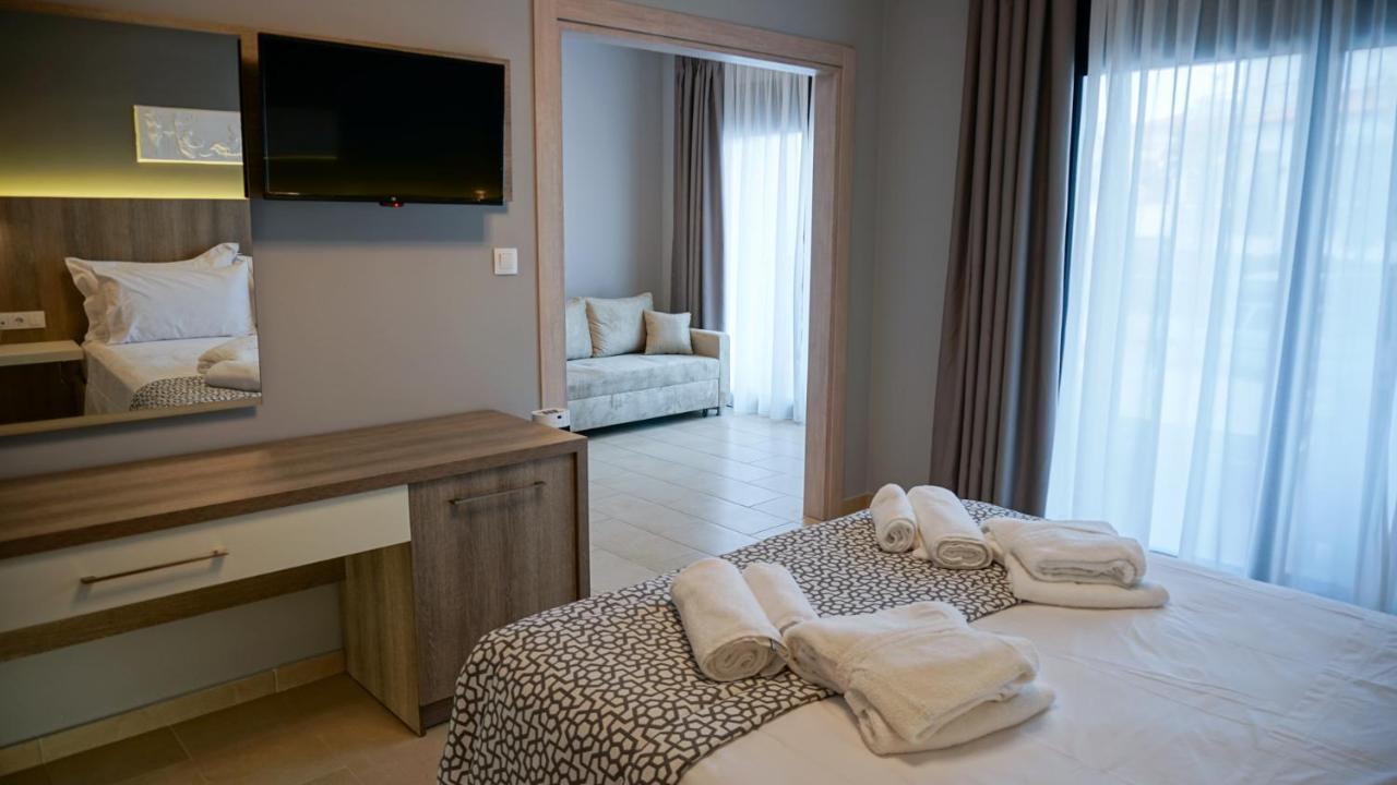 Agnes Deluxe Hotel Pefkochori Eksteriør billede
